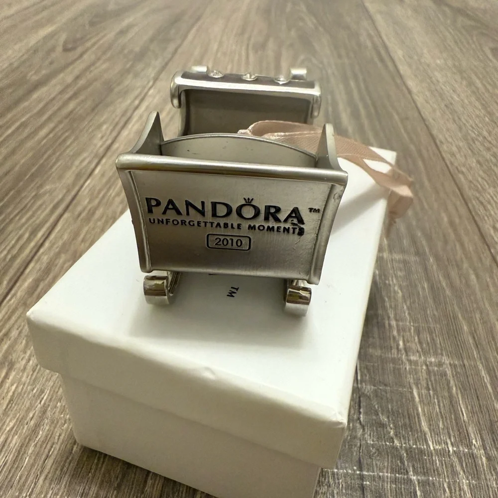 Pandora collectible sleigh